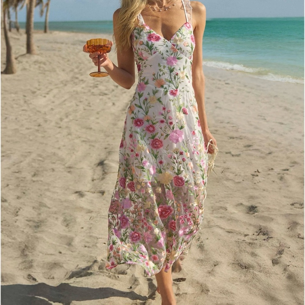 VENUS Floral Maxi Dress - Pink and White
